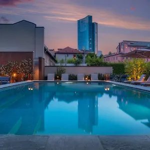 **** Hotel Crowne Plaza By Ihg Italien