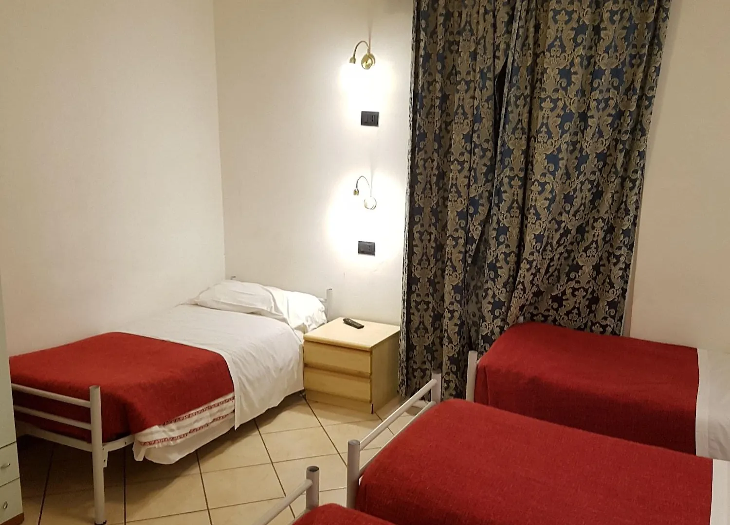 Hotel Adelchi Mailand 0*,  Italien